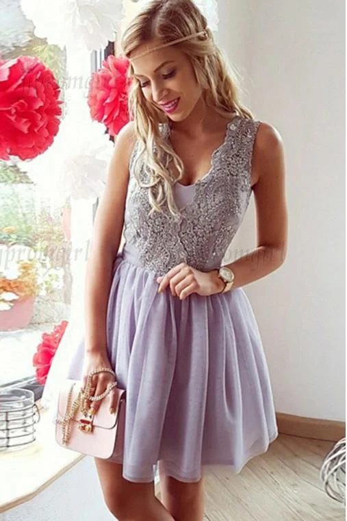 A-Line V-Neck Short Lilac Tulle Short Homecoming Dress with Lace DM521