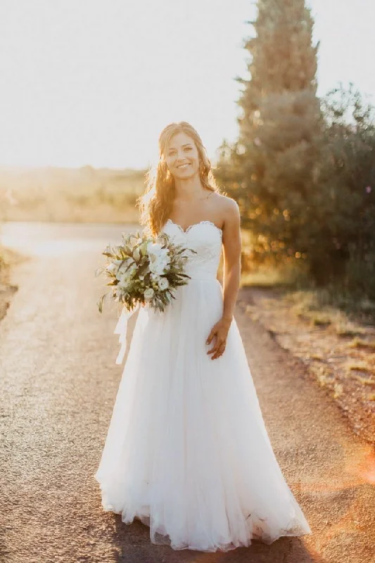 Classic A-line Lace and Tulle Wedding Gown Dresses with Belt