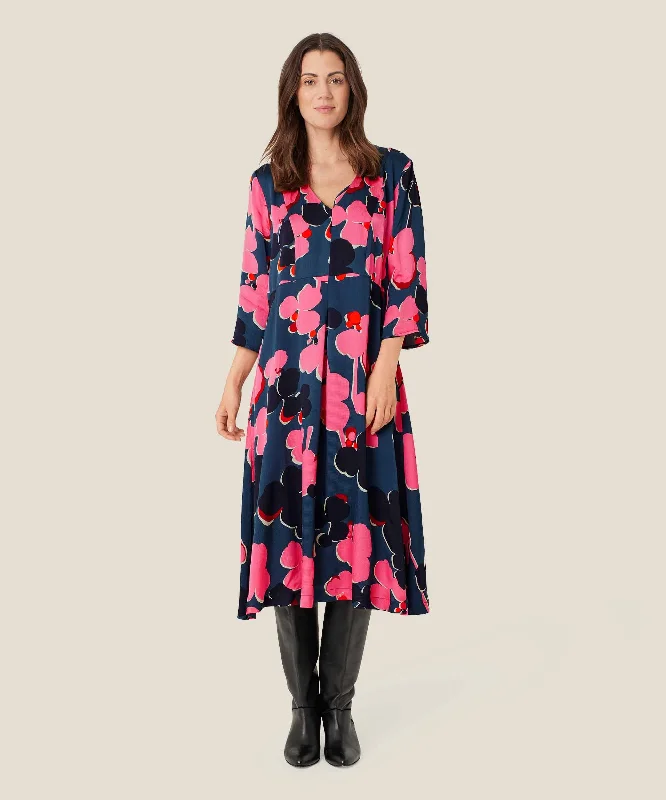 Masai Nathaly Dress in Navy/Pink