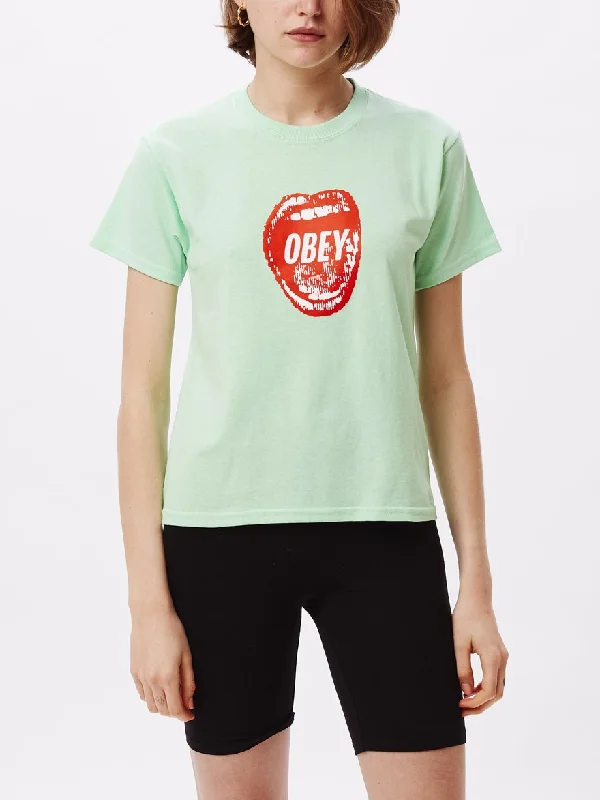 Obey Women's Screamin' Lips 2 Tee 2020 Front Pockets Side Pockets Patch Pockets